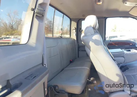 2002 Ford F-250 Lariat/Xl/Xlt из США, поврежденный, VIN 1FTNX21F82EA53163